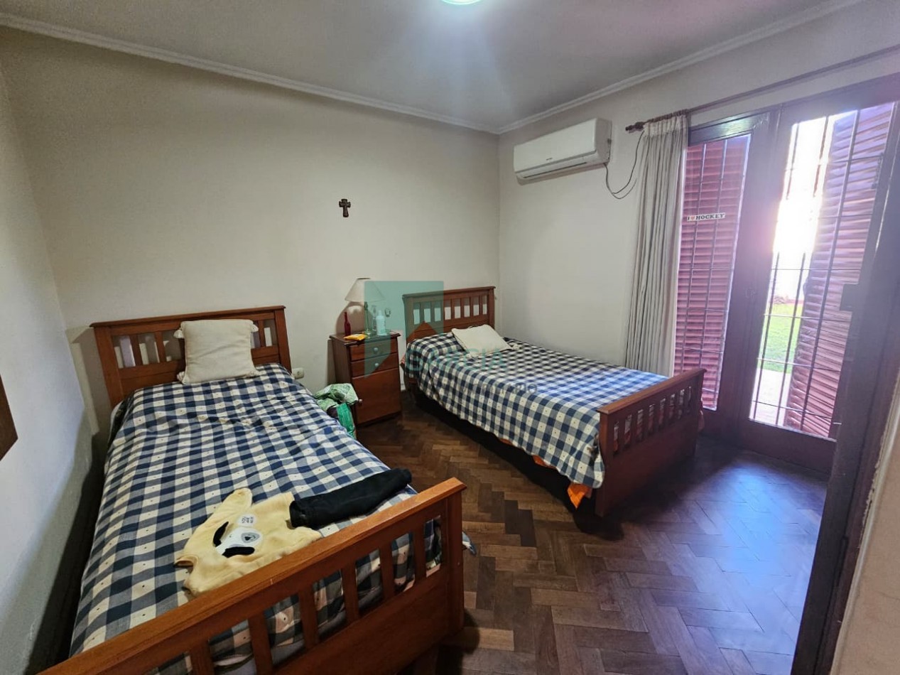 Se vende casa zona centro en una sola planta de tres dormitorios