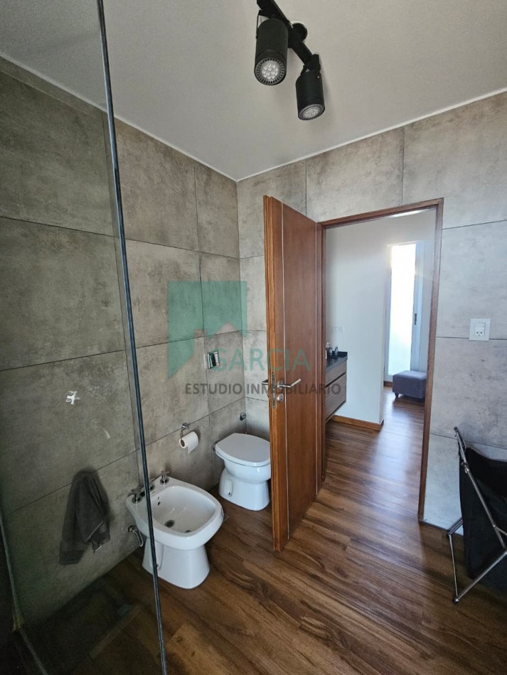 SE VENDE CASA ZONA ACCESO NORTE