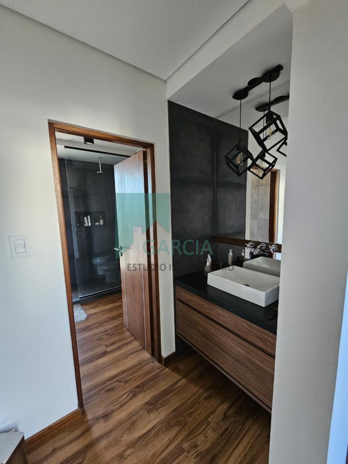 SE VENDE CASA ZONA ACCESO NORTE