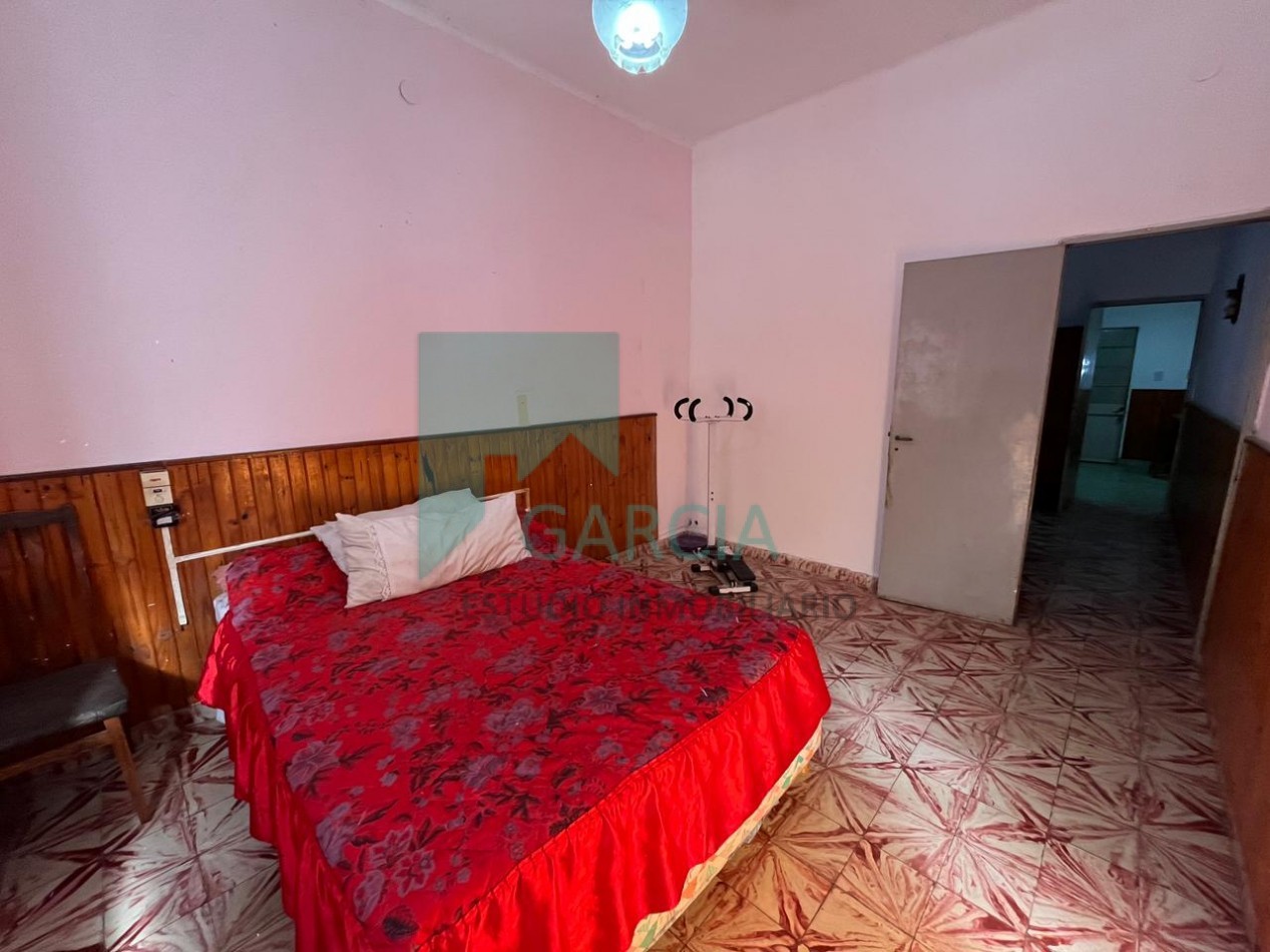 VENDO CASA EN CHACABUCO CASI PERON