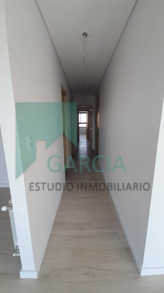 En venta piso tres dormitorios zona parque !