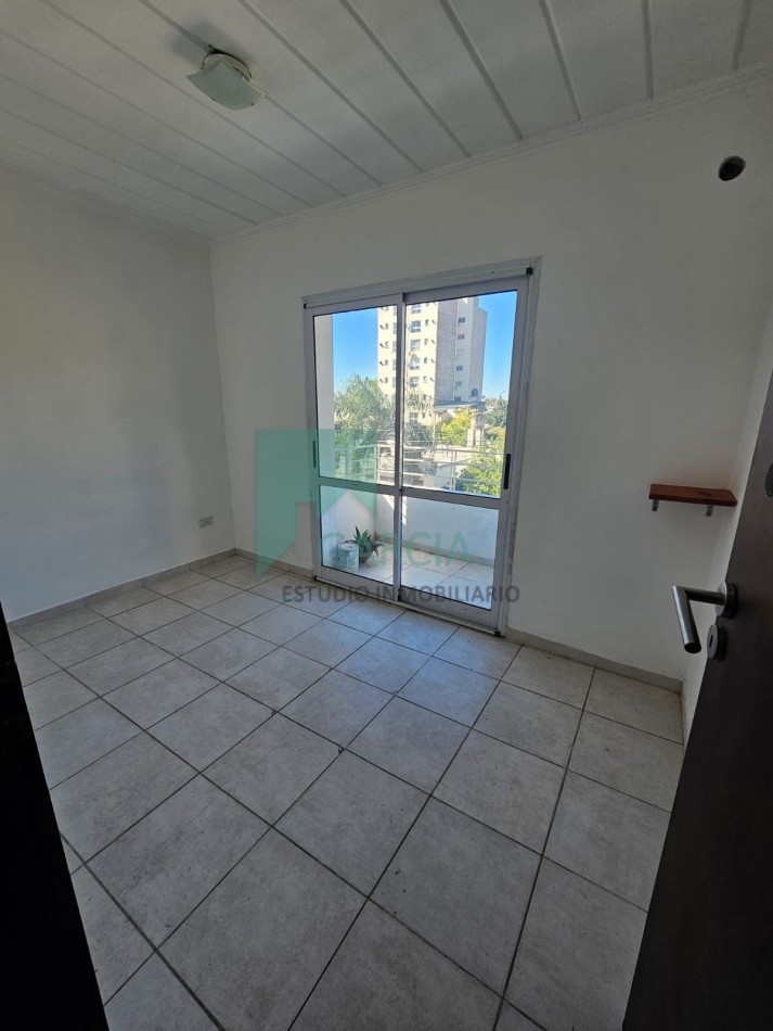 SE VENDE DEPARTAMENTO ZONA SHOPING DEL PARANA