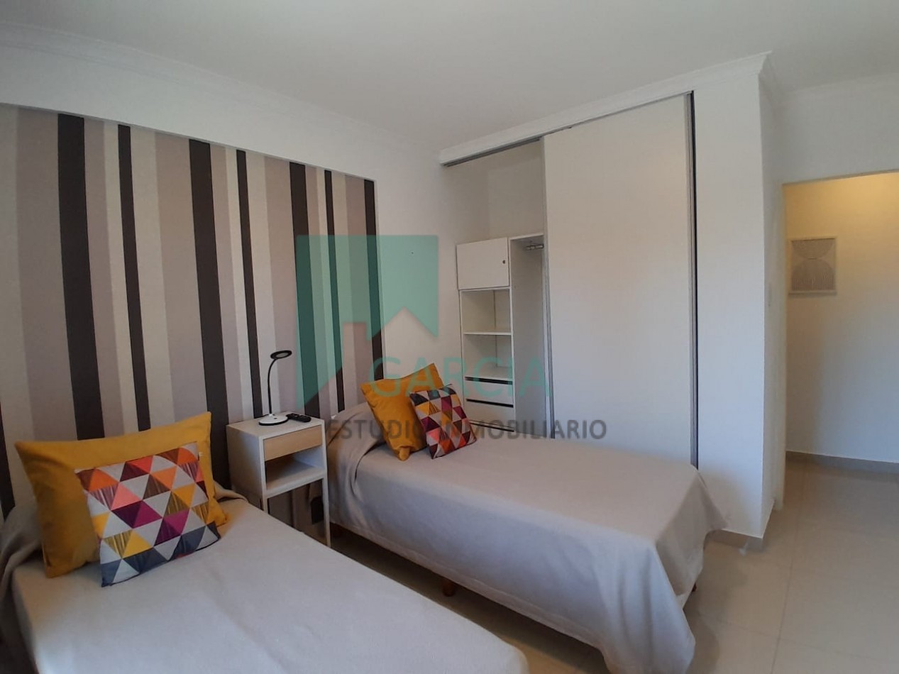 En venta departamento dos dormitorios , zona centro !