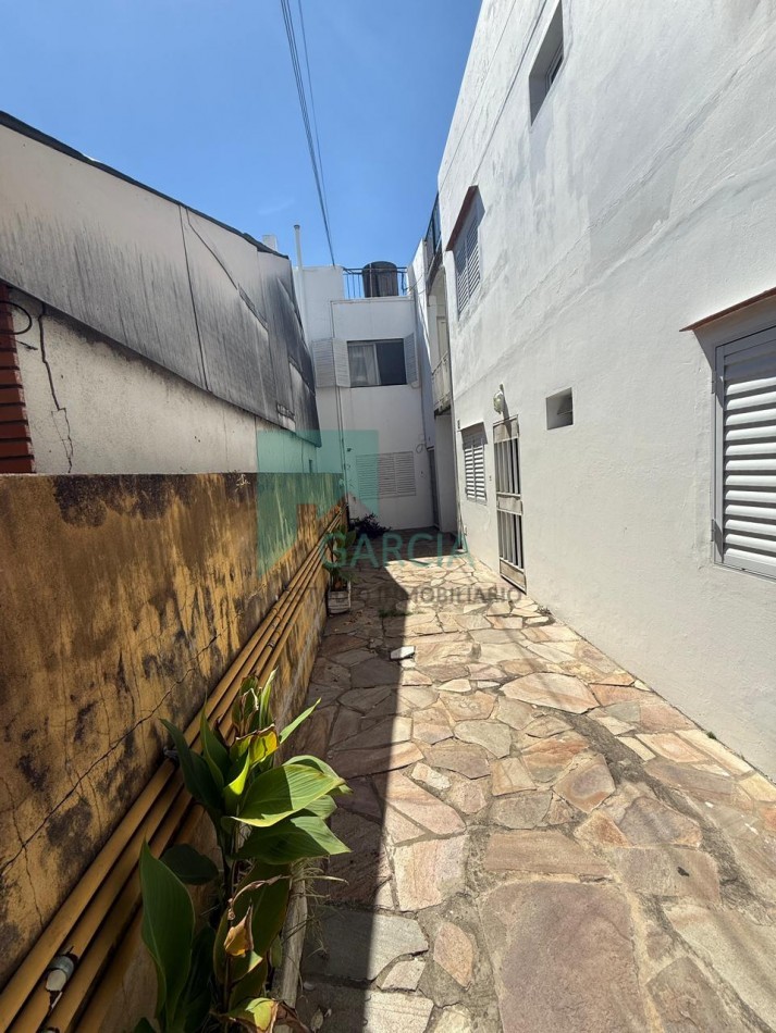 Alquilo Dpto 2 dorm 1er piso con Patio zona Centro!