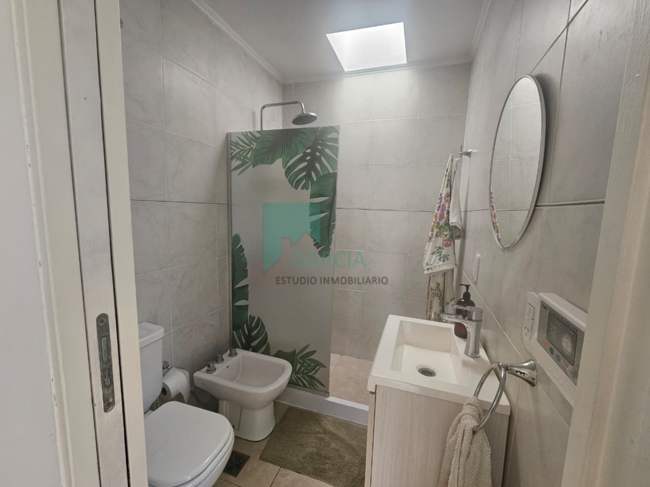 Vendo casa moderna zona Artigas y O Higgins