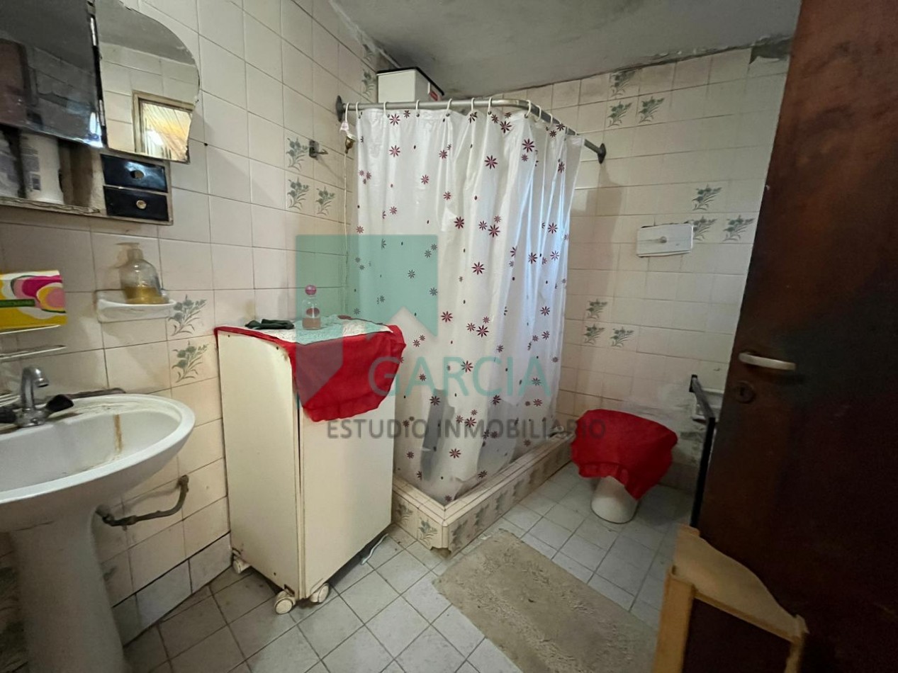 VENDO CASA EN CHACABUCO CASI PERON