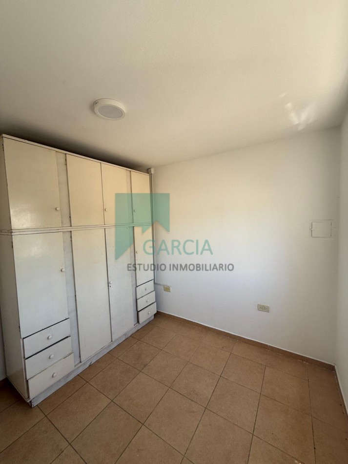 Alquilo Dpto 2 dorm 1er piso con Patio zona Centro!