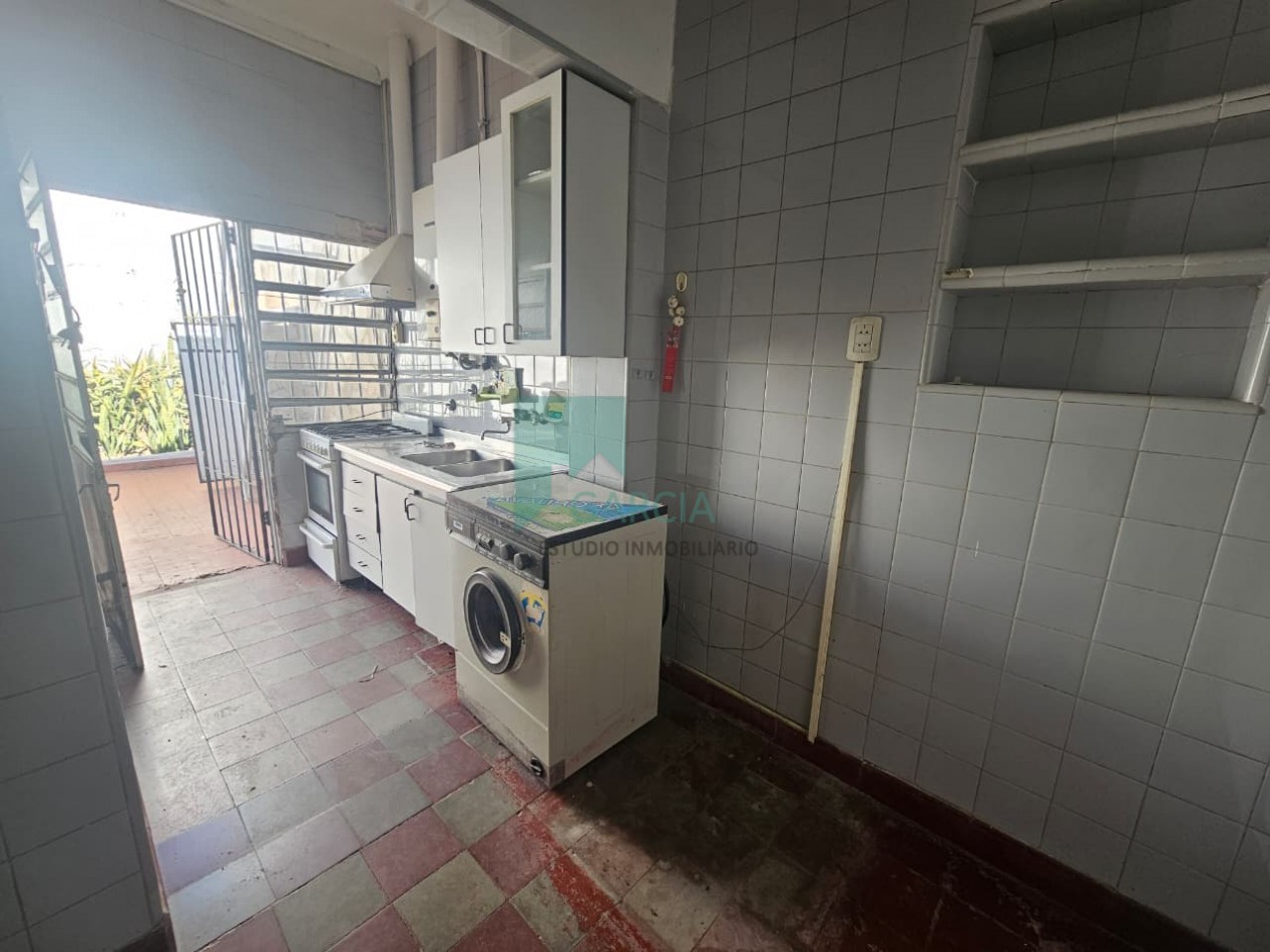 SE VENDE PH INTERNO ZONA MICRO CENTRO