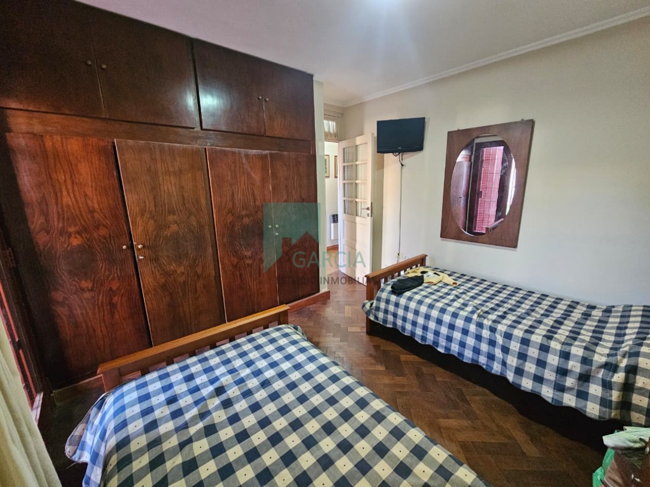 Se vende casa zona centro en una sola planta de tres dormitorios