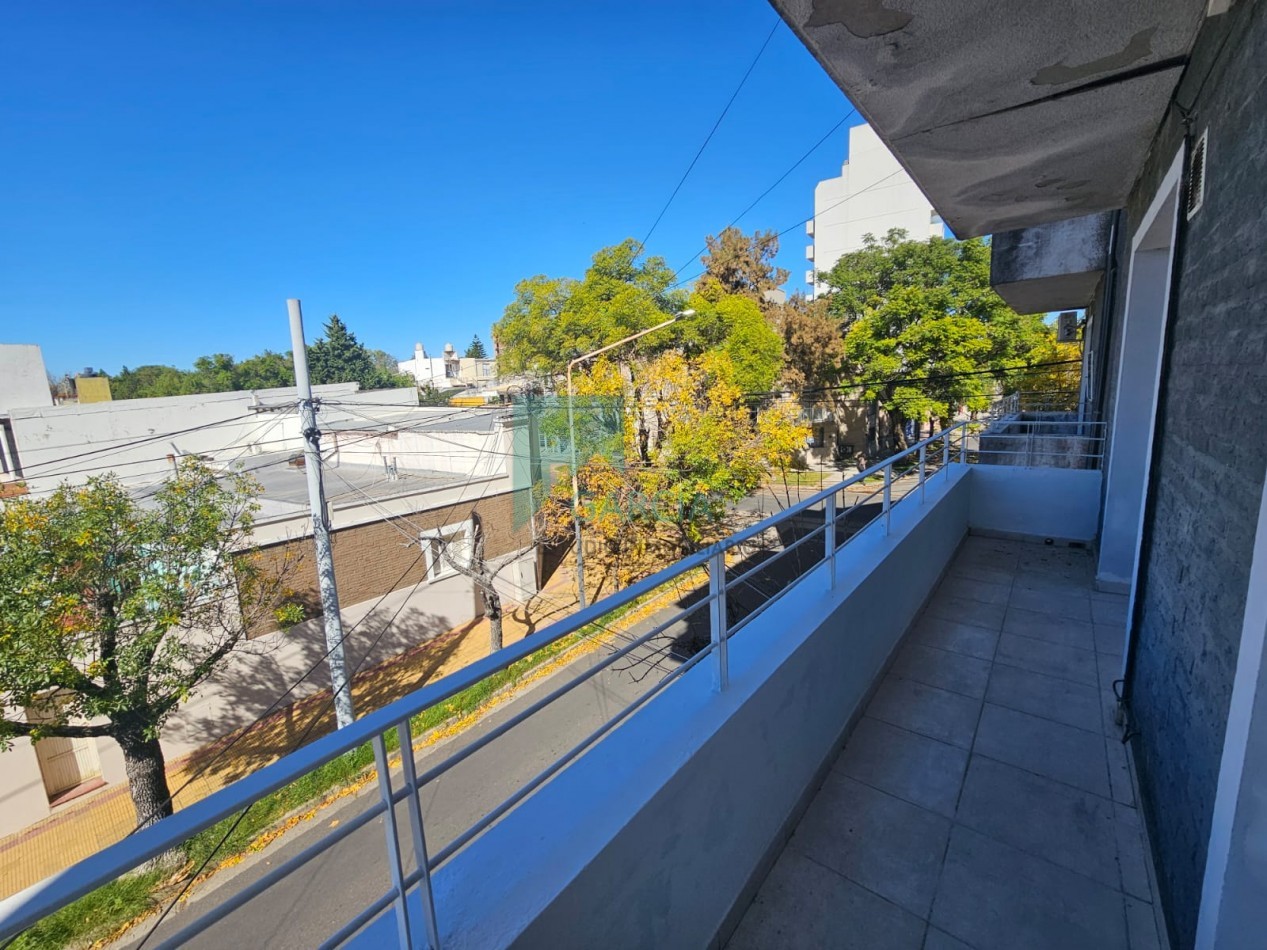 SE VENDE DEPARTAMENTO ZONA SHOPING DEL PARANA