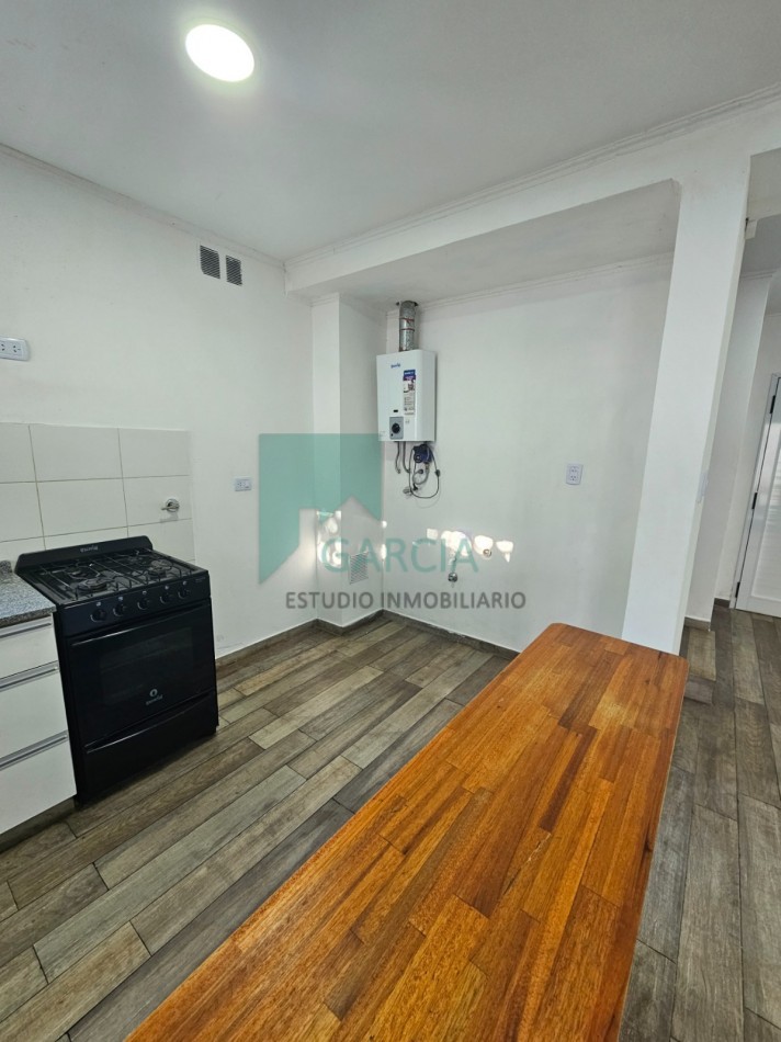 SE ALQUILA CASA DE 3 DORMITORIOS ZONA LA TOMA