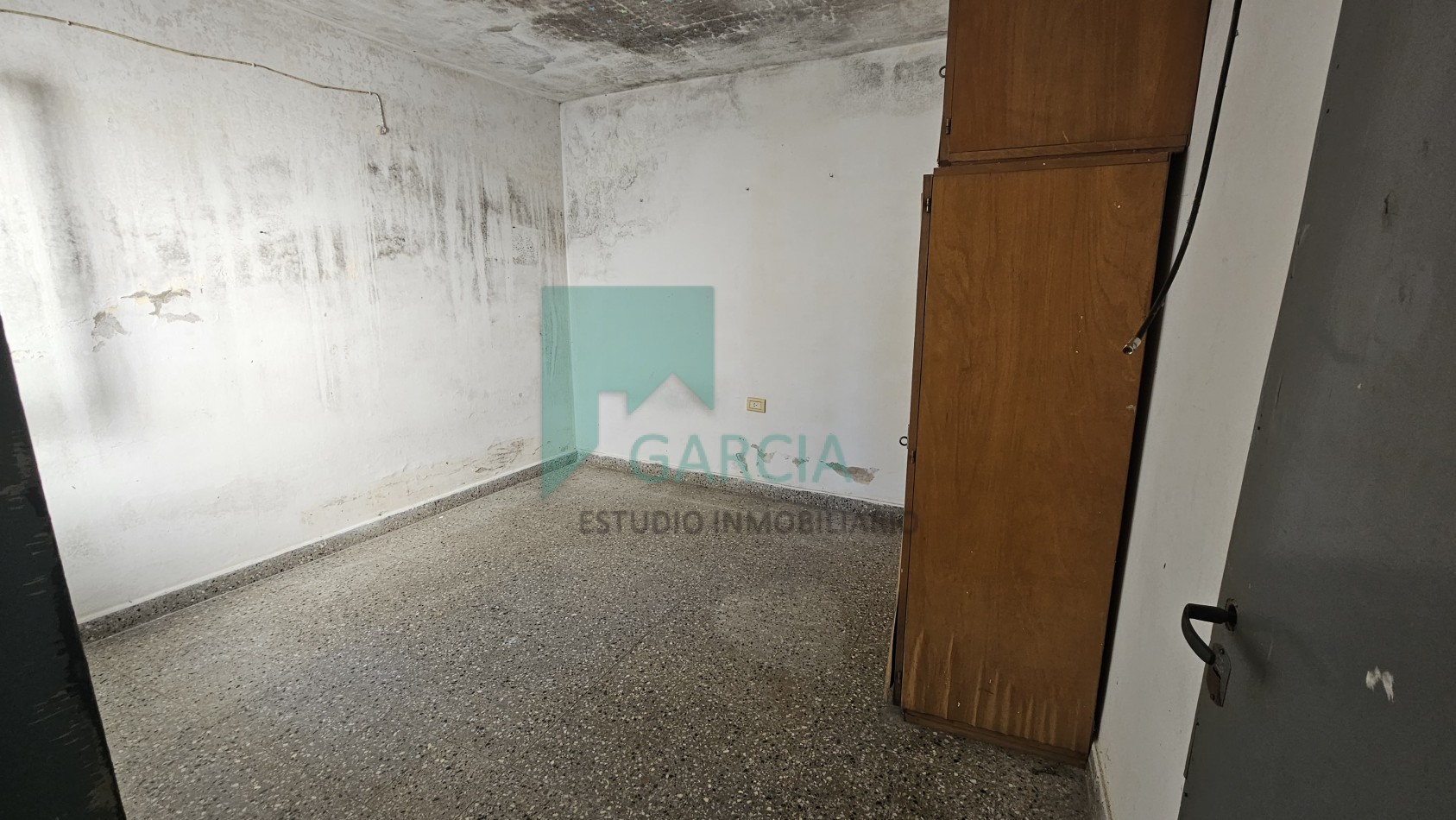 Vendo casa a reciclar zona Mexico y Patagonia
