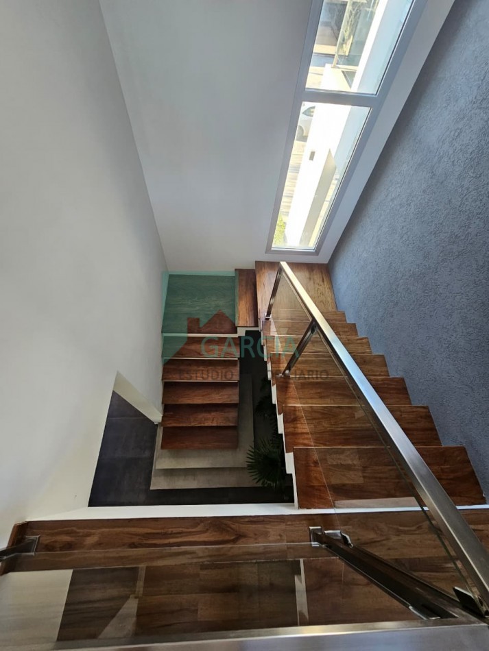 SE VENDE CASA ZONA ACCESO NORTE