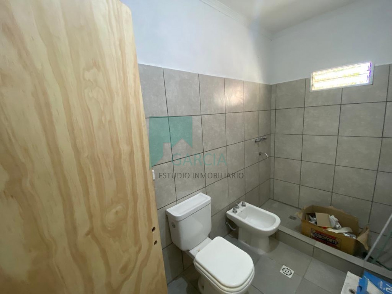 En venta casa en construccion, dos dormitorios, un baño,  zona Parque Gazzano !