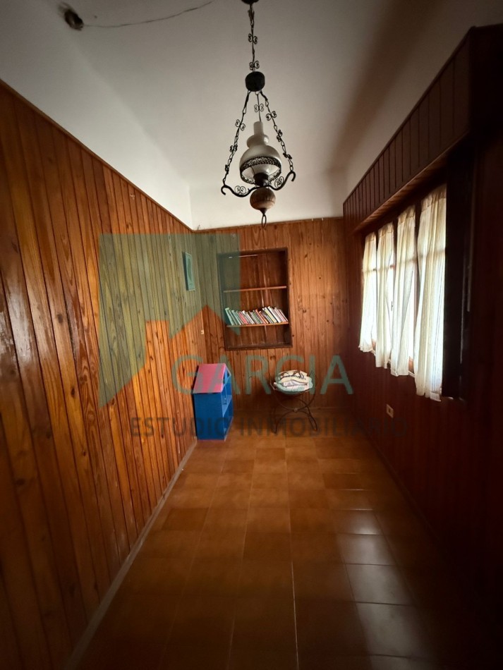 Se vende casa familiar dentro de bulevares