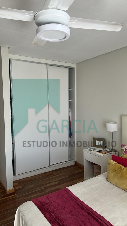 En venta departamento dos dormitorios , dos baños , cochera !