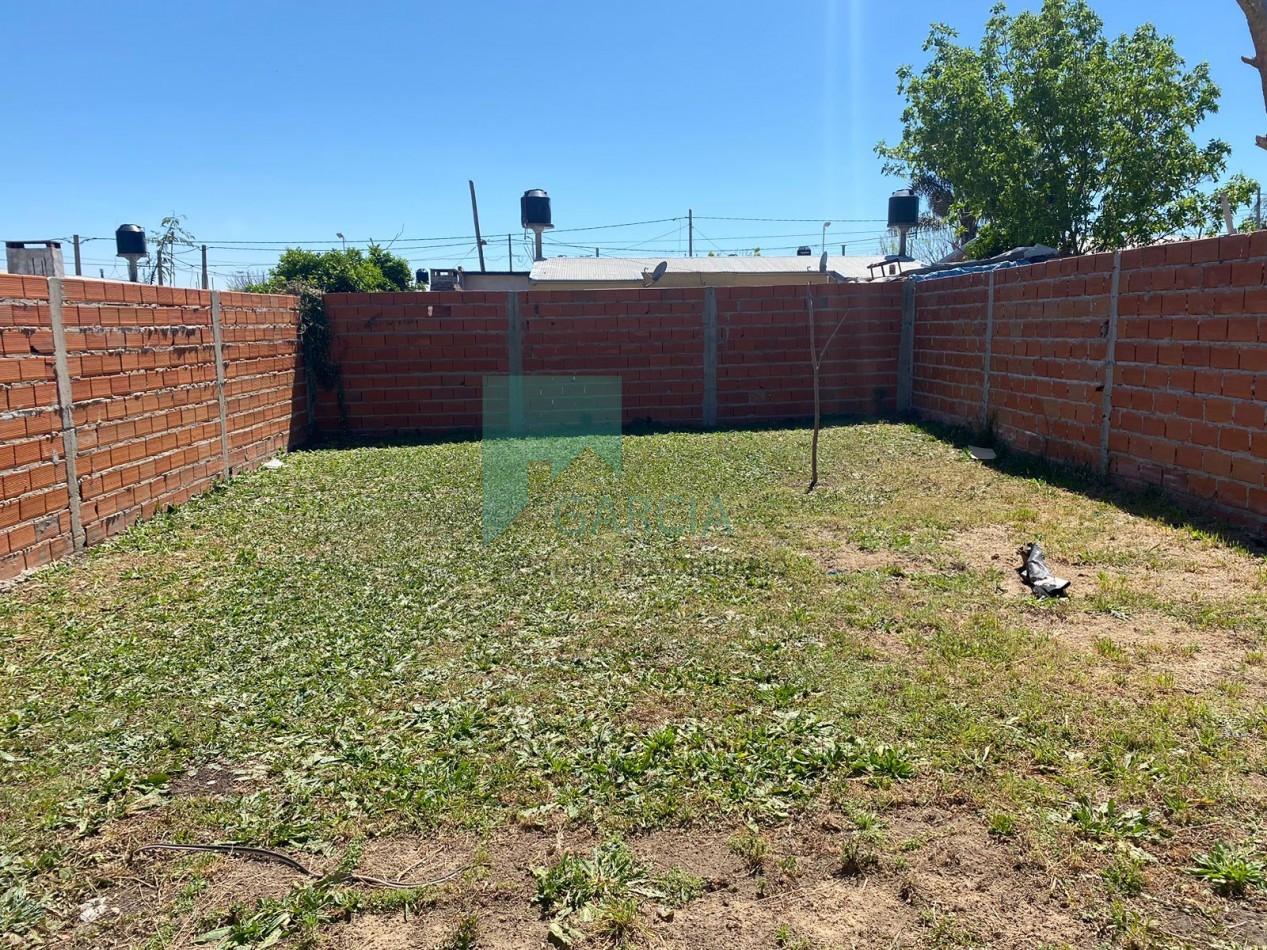 VENDO CASA 2/3 DORM. EN COLONIA AVELLANEDA