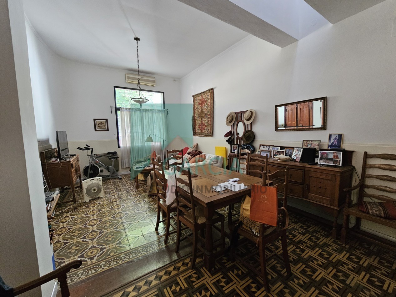 SE VENDE CASA ZONA CENTRO LISTA PARA ENTRAR A VIVIR