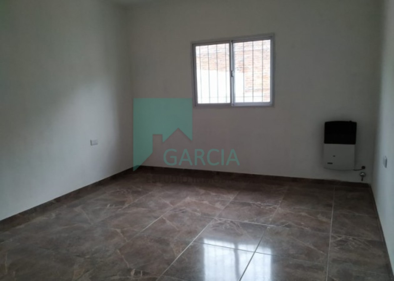 SE VENDE CASA AVENIDA DE LAS AMERICAS