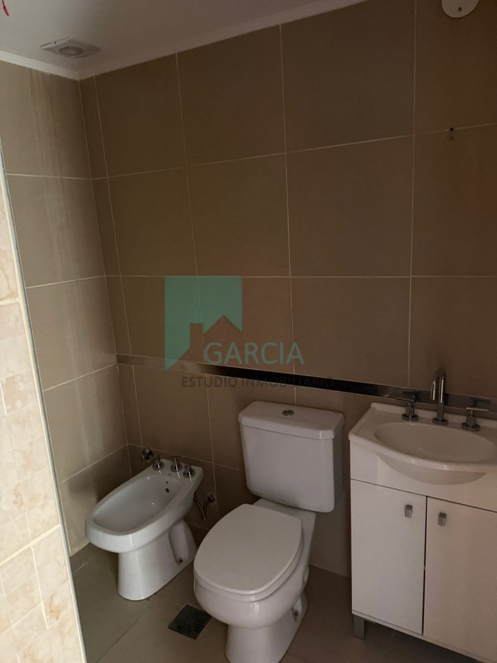 SE ALQUILA DEPARTAMENTO UN DORMITORIO ZONA PLAZA SAENZ PEÑA