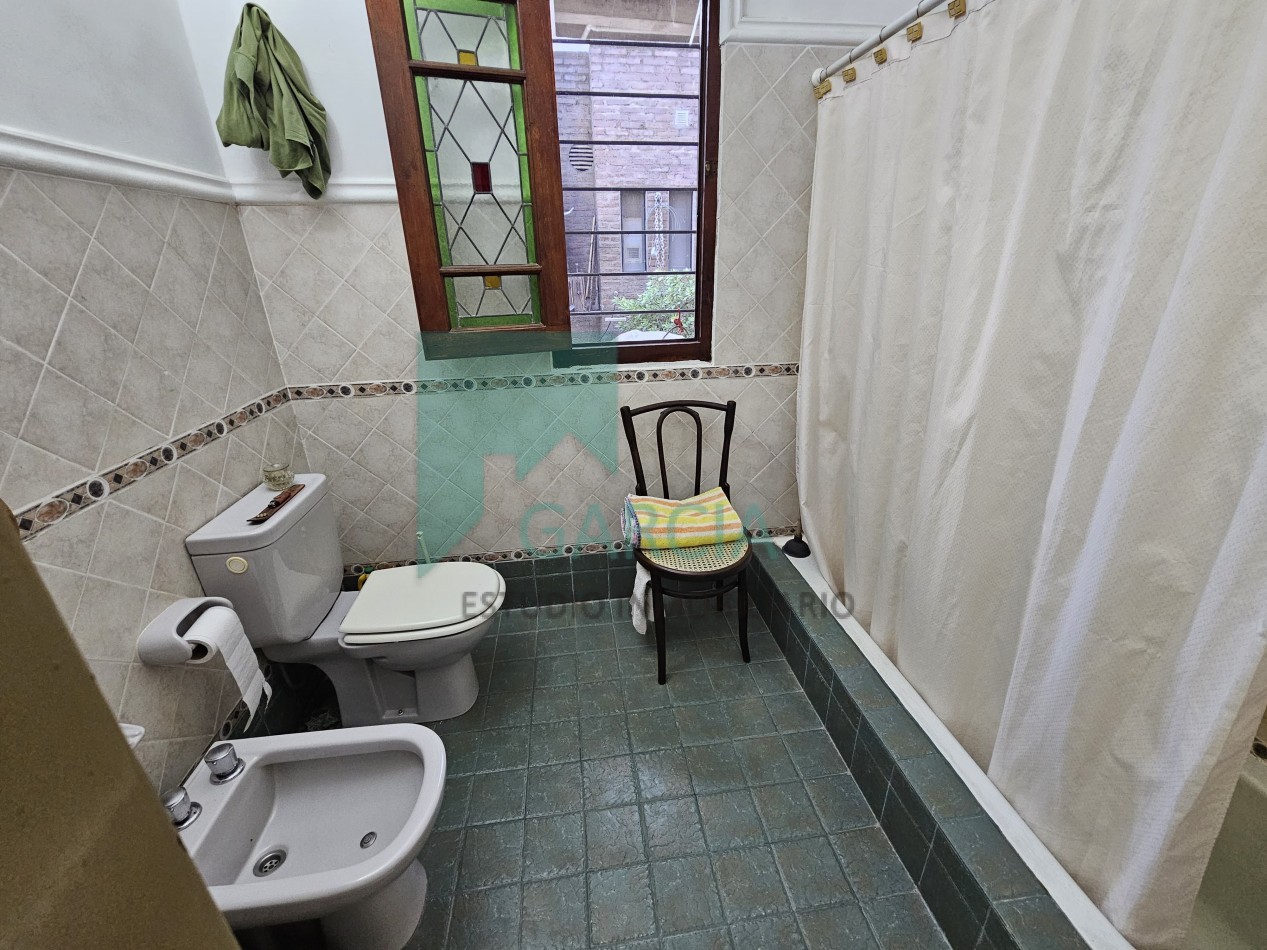 SE VENDE CASA ZONA CENTRO LISTA PARA ENTRAR A VIVIR