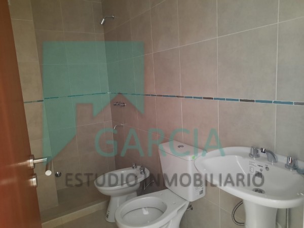 ALQUILO monoambiente zona Facultad Ciencias Economicas