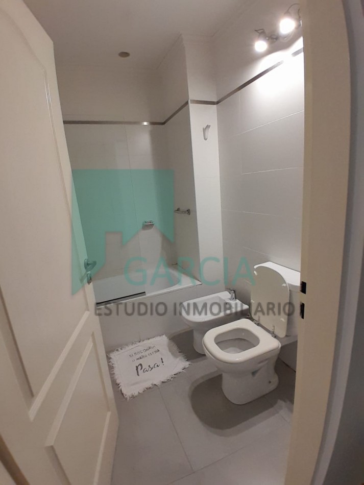 En venta departamento dos dormitorios , zona centro !