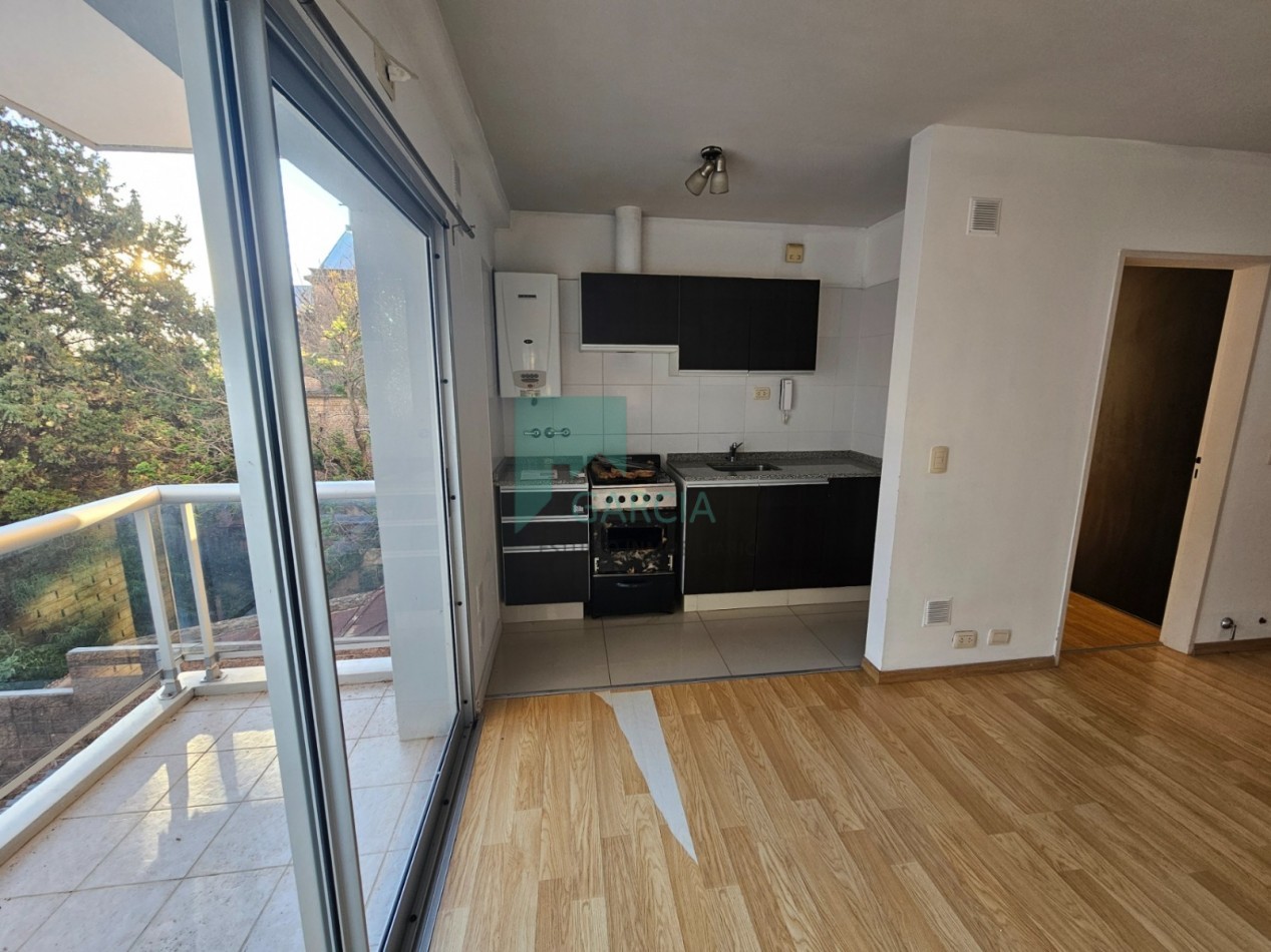 SE ALQUILA DEPARTAMENTO DE UN DORMITORIO ZONA PARQUE URQUIZA