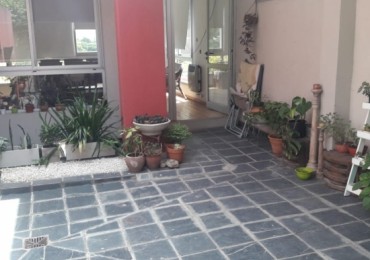 En venta casa Acceso Túnel ,tres dormitorios, dos baños ! 