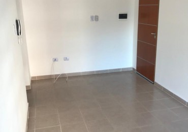 Vendo dpto 1 dorm. a metros de Casa de Gobierno y Peatonal !