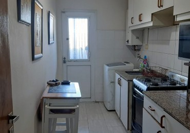 RETASADO VENDO departamento dos dormitorios. escritorio , doble ingreso , cochera , zona centro!