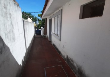 RETASADA VENDO CASA 2 DORMITORIOS CON COCHERA BARRIO SAN MARTIN