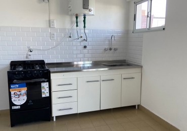 Vendo Dto 1 dorm por escalera zona Centro!