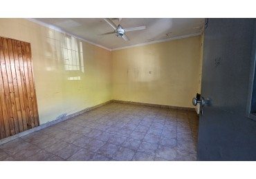 Vendo casa a reciclar zona Mexico y Patagonia