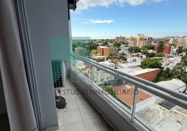 En venta departamento de un dormitorio , excelente vista , balcon corrido !