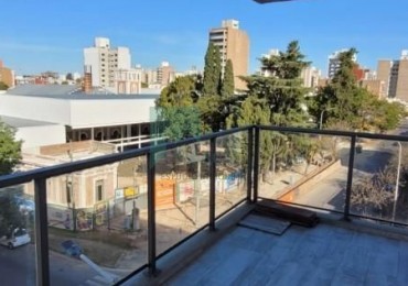 En venta departamento tres dormitorios, tres baños, zona parque !